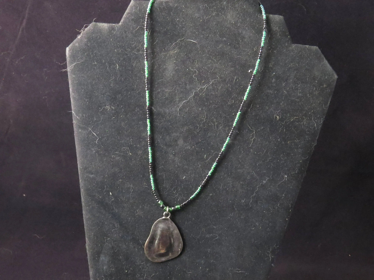 Green & Blak with Flat Metal Pendant Necklace