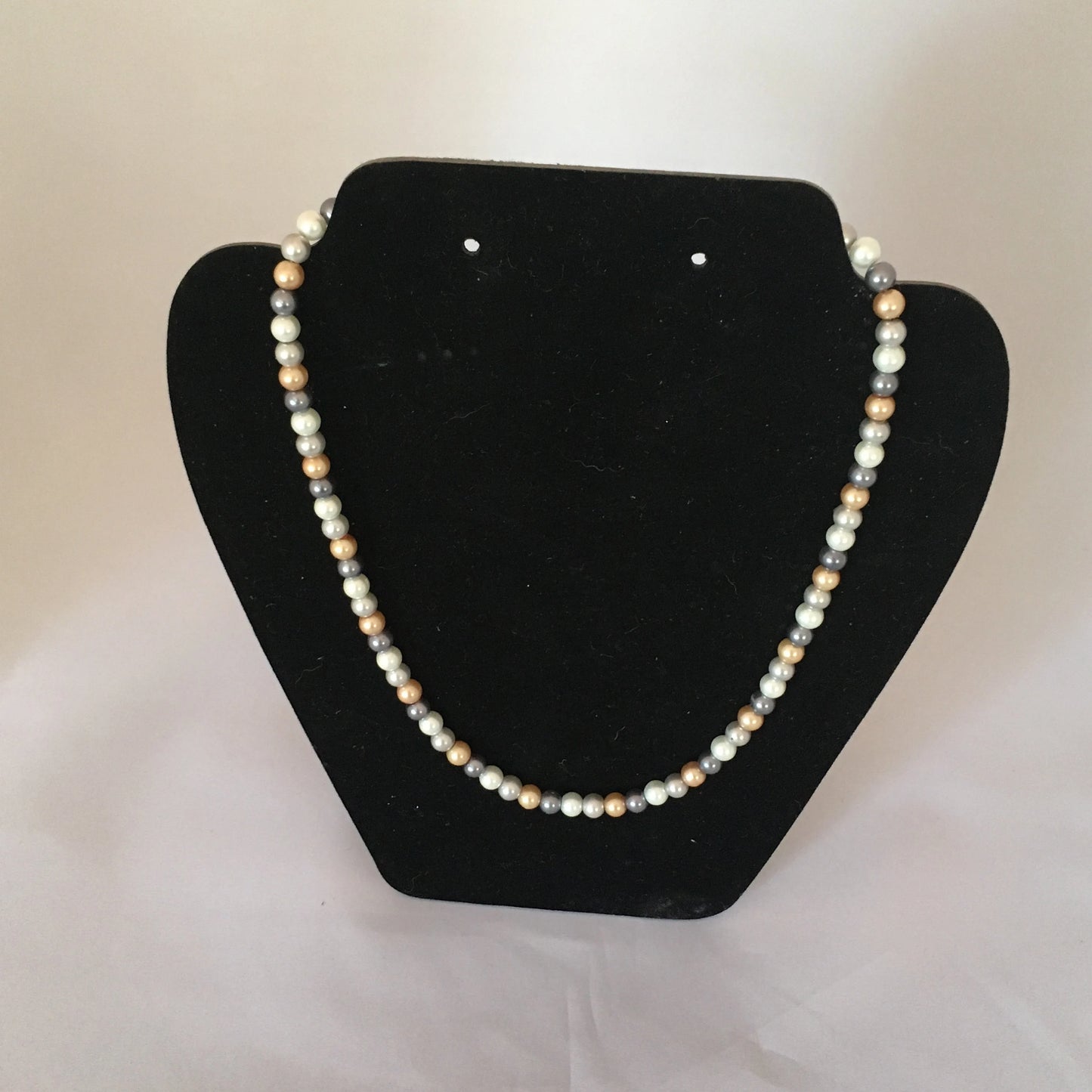 4 Color Glass Pearl Necklace