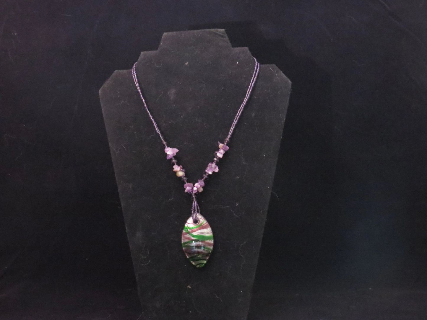 Oval Stripe Pendent Necklace
