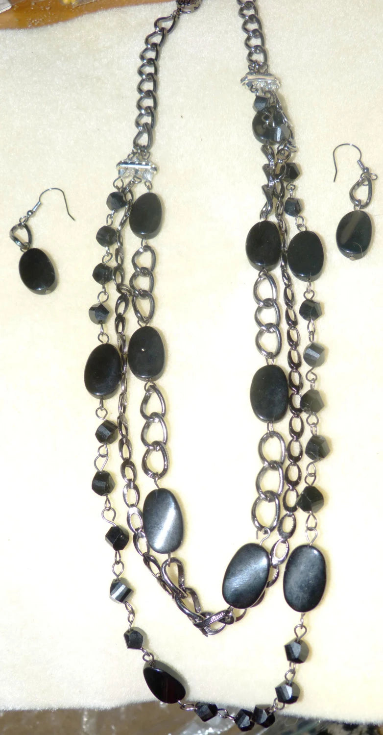 Jet Set in Chain