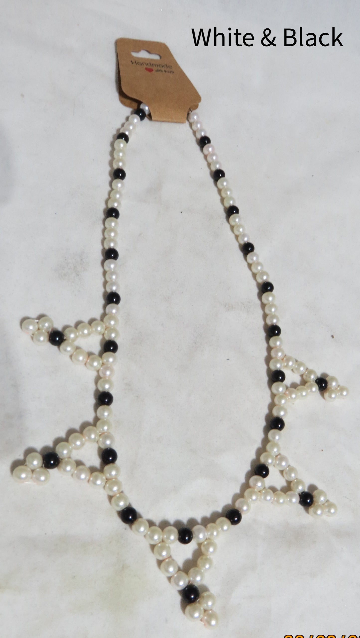 White & Black Glass Pearl Necklace