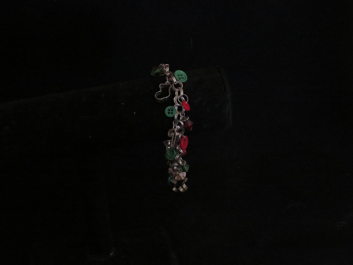 Handmade Holiday Bead & Button Bracelet