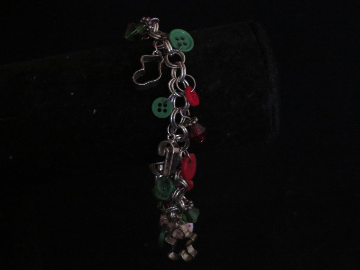 Handmade Holiday Bead & Button Bracelet