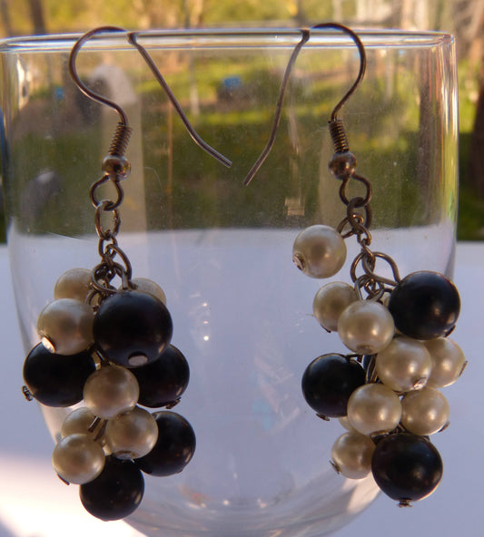 Black & While Pearl Cluster Earrings