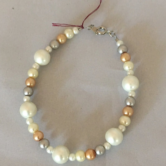 Ecru, Gold, Gray, White Glass Pearl Bracelet
