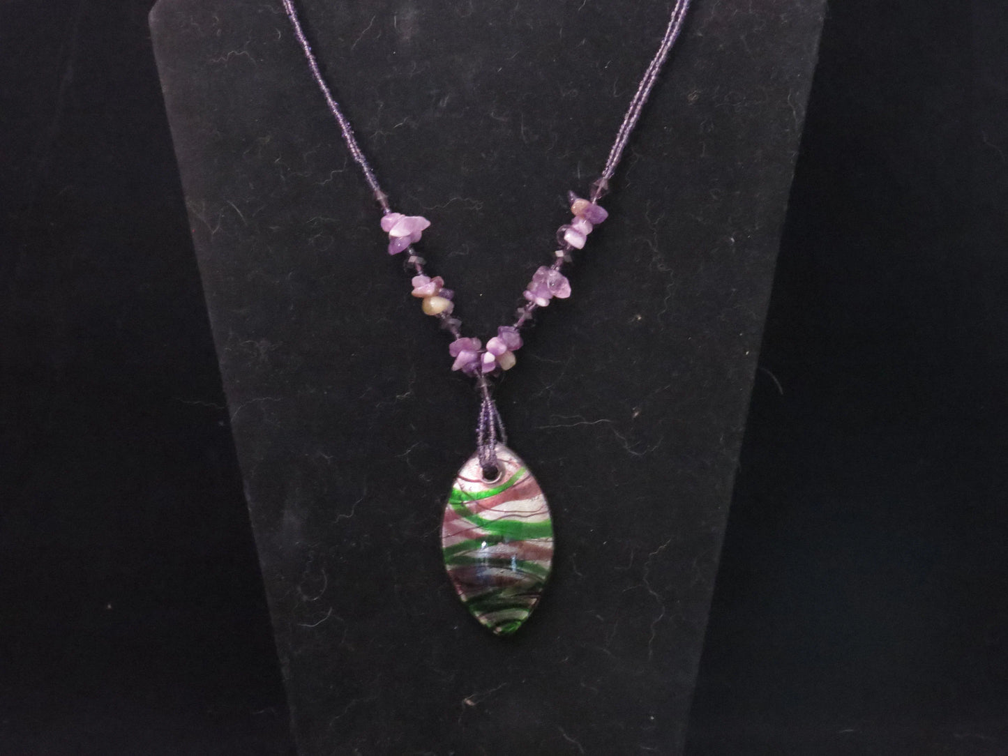 Oval Stripe Pendent Necklace
